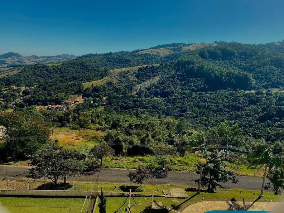 Lindo Apartamento Na Montanha! Lägenhet Águas de Lindóia Exteriör bild